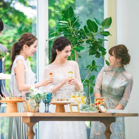 テラスを使ったウェルカムパーティで、ゲストをおもてなし|ニーズ札幌 by T&G WEDDING(旧 ヒルサイドクラブ迎賓館 札幌)の写真(58785624)