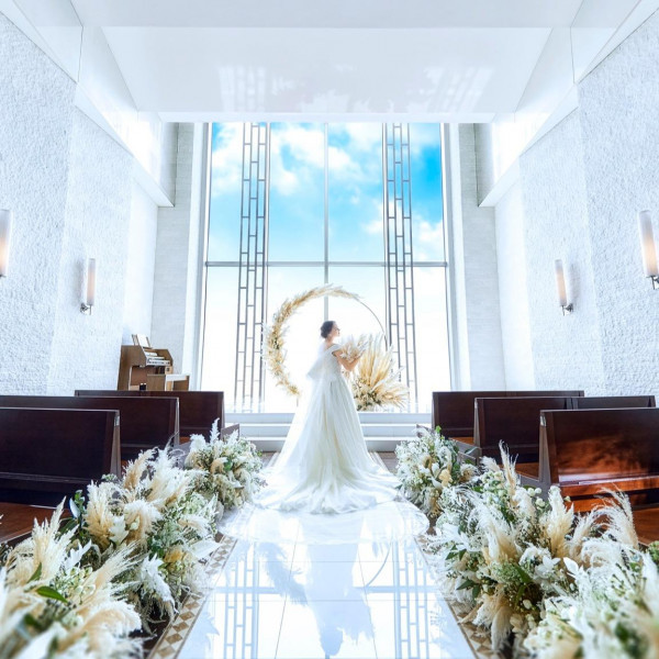 成約特典(1)【ウェディングドレス・タキシード】総額286,000円OFF