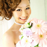 大切な1日をヘアメイクアーティストがサポート。お姫様気分を味わって