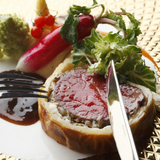 【後日】シェフのスペシャリテを堪能!前菜・スープ・鮮魚のポワレ・国産牛の豪華コース無料試食