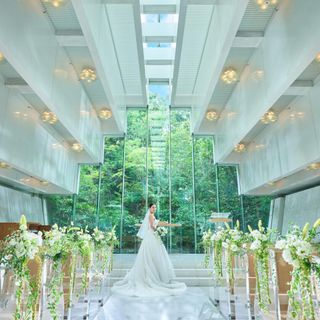 満席御礼【当ホテル人気No.1】国産牛フィレ試食×緑のチャペル見学