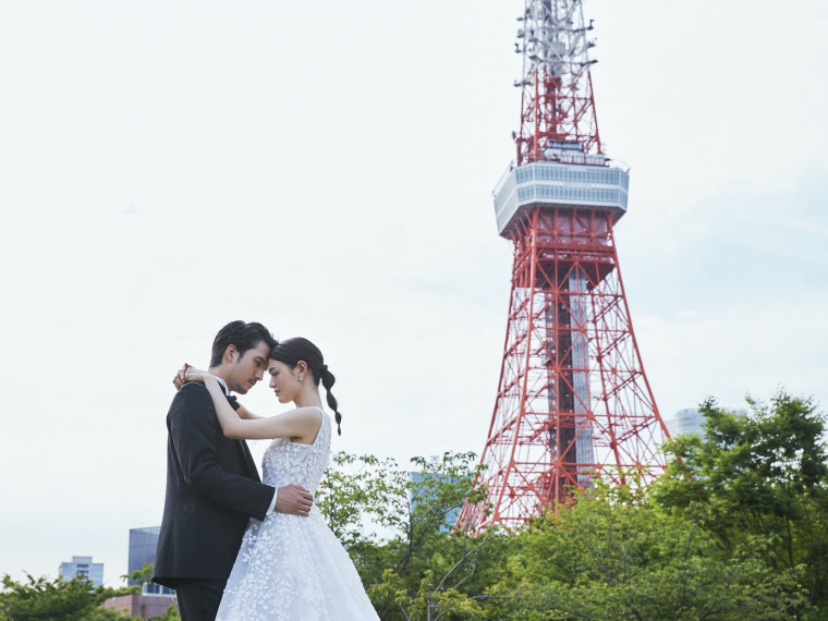 東京タワーをバックに思い出の1日を