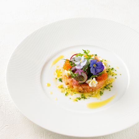 「サビからはじまる音楽のように」前菜から華やかで気分が高揚するお料理をご提供。|ザ・プリンス パークタワー東京の写真(44686613)