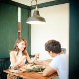 1日1組の貸切邸宅!美食と会話を心ゆくまで愉しむ、大人のシンプルウエディングを