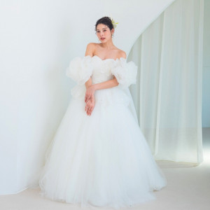 憧れの「ISAMU MORITA・JILL STUART・ハツコエンドウ・蜷川実花」を始め、世界的に支持されるドレス|ララシャンスいわきの写真(54125682)