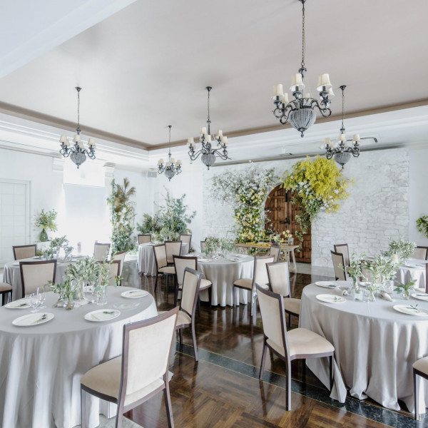 プランナーがお二人のことをヒアリングしてお二人にピッタリな内容をご提案します。