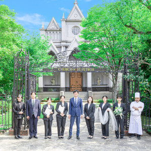 福山で30年結婚式をお手伝いしている経験豊富なスタッフがふたりをチームでサポート|南蔵王・聖ペトロ教会の写真(53111489)