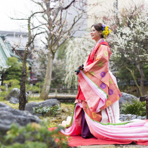日本を代表する衣裳『十二単（じゅうにひとえ）』での神前挙式も叶えられる|湯島天神の写真(1140913)