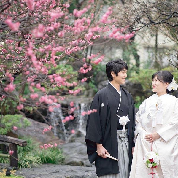 歴史ある境内を舞台に、和装姿を美しく残す記念撮影