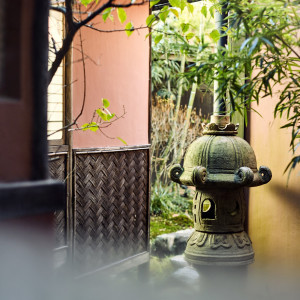 館内のどこからでも庭園の美しさを感じる事ができる|KAWACHIYA 川地家（かわちや）の写真(2196801)