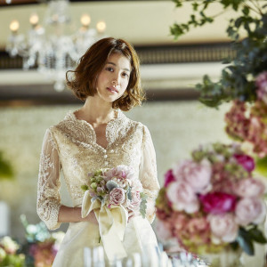 晩餐会スタイルドレスは大人婚で人気ドレスのひとつ|KAWACHIYA 川地家（かわちや）の写真(4049003)