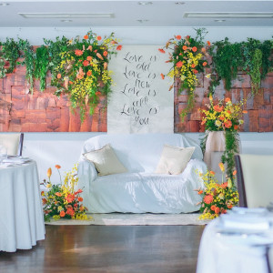 オレンジ＆イエロー×グリーンで爽やかなコーディネート|プリティチャペル大宮（エグリーズ　ドゥ　葉山庵）の写真(54542749)