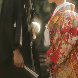 紋付羽織袴と色打掛で華やかに…