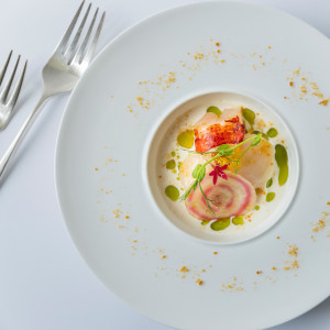 当館の料理に使用している食材はすべて“今”をたいせつにしています。料理を通して、その土地で育まれた豊かな自然が感じられるでしょう。|ノートルダムマリノア/FIVESTAR WEDDINGの写真(54949454)