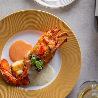 特別な日の一皿に、親しみある旨味を