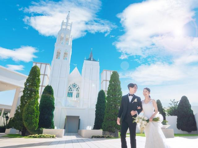 お得に結婚式を!ご成約特典もご用意!