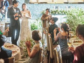 貸切の披露宴パーティがスタート|ノートルダム秋田/FIVESTAR WEDDINGの写真(43041148)