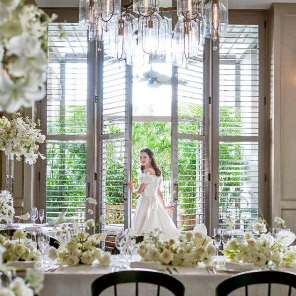 神聖なチャペルや居留地、緑がたくさん溢れる館内など様々なスポットでの撮影を楽しめます