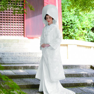 【TAKAMI BRIDAL】白無垢と綿帽子で、凛とした花嫁様に