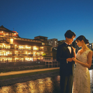 ご結婚式の時期や招待人数により、1番お得な特典をご用意！