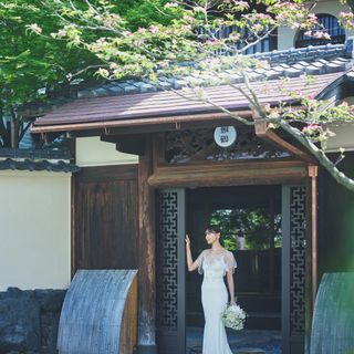 【公式HP限定特典】提携衣裳店「アンテリーベ」レンタル最大30%OFF!
