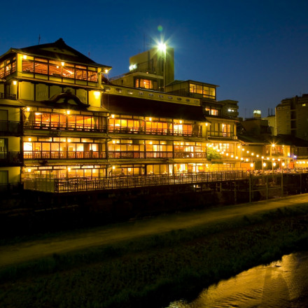 FUNATSURU KYOTO KAMOGAWA RESORT(登録有形文化財)