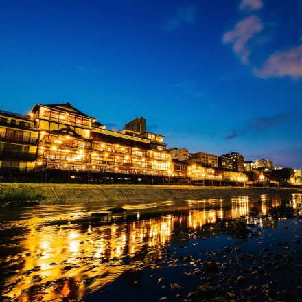 FUNATSURU KYOTO KAMOGAWA RESORT(国登録有形文化財)