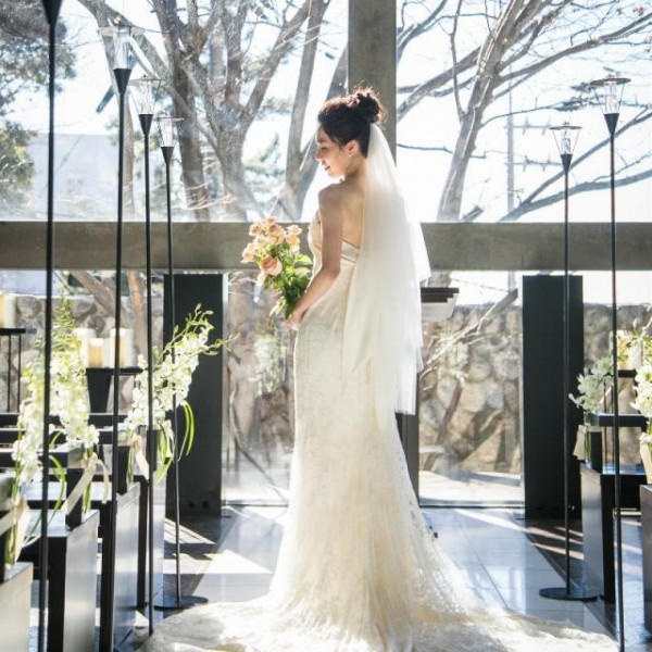 陽の差し込むチャペルで忘れられない時間を