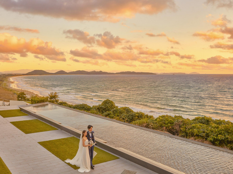 神話の海辺に佇む、ワンランク上のリゾートホテルウェディング