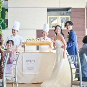 ガーデンと一体化した開放的な披露宴会場ではゲストからの祝福と笑顔で包まれる♪|ブランレヴュー宇都宮アクアテラスの写真(50893395)