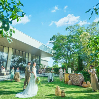 BIG☆最大150万特典 光×緑×水溢れるチャペル×貸切ガーデン