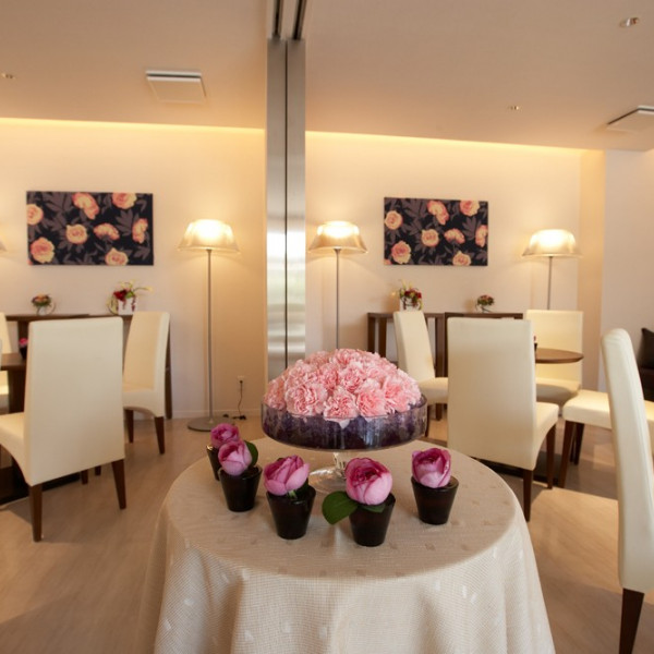 親族様のためだけに用意された控室♪小さい頃の写真を飾れば家族みんなが温かな気持ちに♪|アクアデヴュー佐賀スィートテラスの写真(328083)