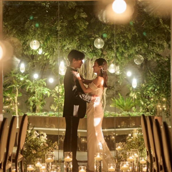 シンボルツリーでのナイトウエディング