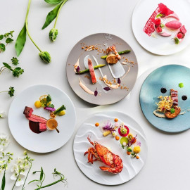 ＼*ギフト券1万＆挙式全額OFF*／黒毛和牛コース試食*邸宅ALL体験