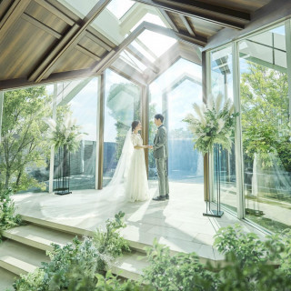 【緑・水・光の溢れる空間】ナチュラルウエディング体験&試食付