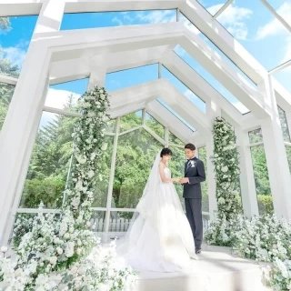 【1件目の見学限定】ドレス1着分（20万円相当）プレゼント！