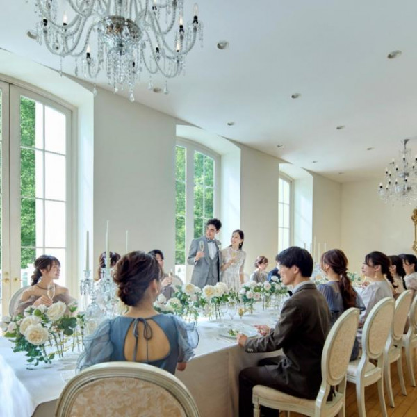 大人気の貸切リビングウェディング