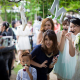フォトブースでみんなと写真を撮ったり会話したり