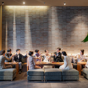 細かいコーデにもこだわったパーティを演出|The Opera(オペラ)の写真(53558251)