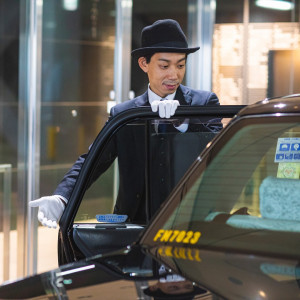 館内併設の全天候型車寄せがあるから雨天でも濡れずに駐車場・タクシー乗り場が使えて安心！|The Opera(オペラ)の写真(12651000)