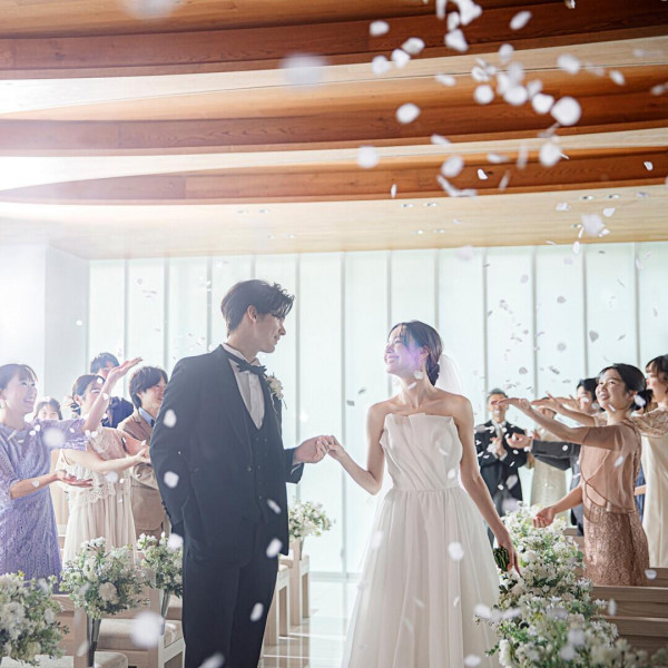 ◆挙式料10万円＆衣装18万円など最大100万円OFF◆タクシー全員送迎あり◆ご来館で2万ギフト券