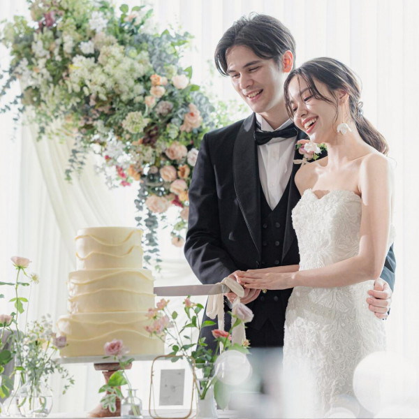 専属のフローリストと打合せ可能。二人にピッタリなコーディネイトを提案!