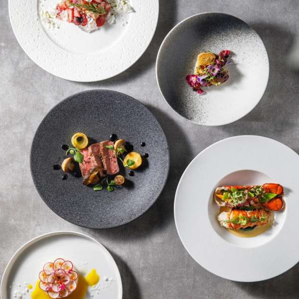 ◆挙式料10万円&衣装8万円など最大36万円OFF◆タクシーまたは駐車場優待あり◆ご来館で2万ギフト