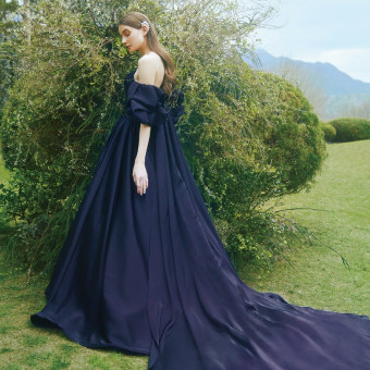 既製品を一切使用しない料理、自然素材で肌に優しいお化粧品、お腹が大きくても 安心のドレス。