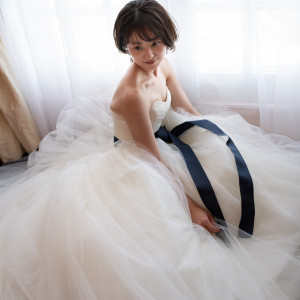 空気感漂うウェディングドレス|シャトーレストラン ジョエル・ロブションの写真(27489708)