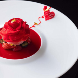 思わず写真を撮りたくなるような美しさの料理|シャトーレストラン ジョエル・ロブションの写真(56533816)