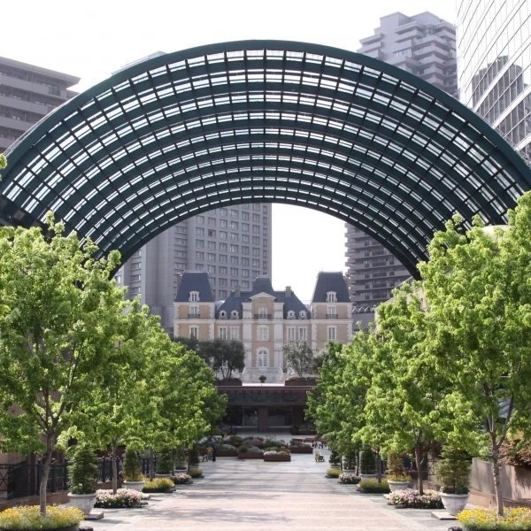 恵比寿駅から地下道でつながっているため、ゲストの皆様も安心