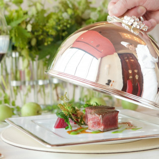 ◆レストラン自慢のお料理を堪能◆ (フェア来店者限定) お食事ペアチケットをプレゼント♪