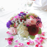 ご希望の装花が会場を彩ります。