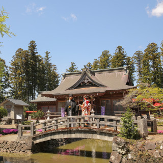 【熊野神社】和装の方向けの提携神社。池にかかる橋など映えスポットが豊富。